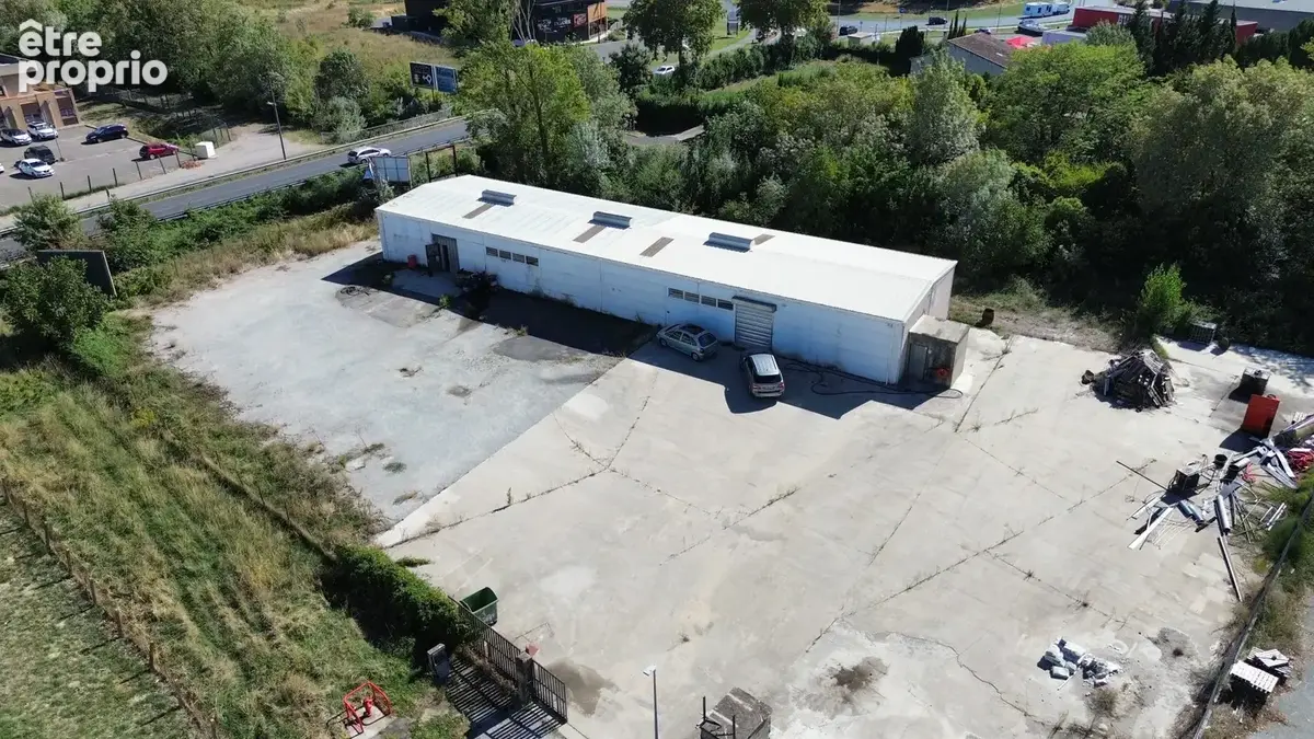 Commerce 384 m² à vendre à Castelnaudary (11400) - photo 2