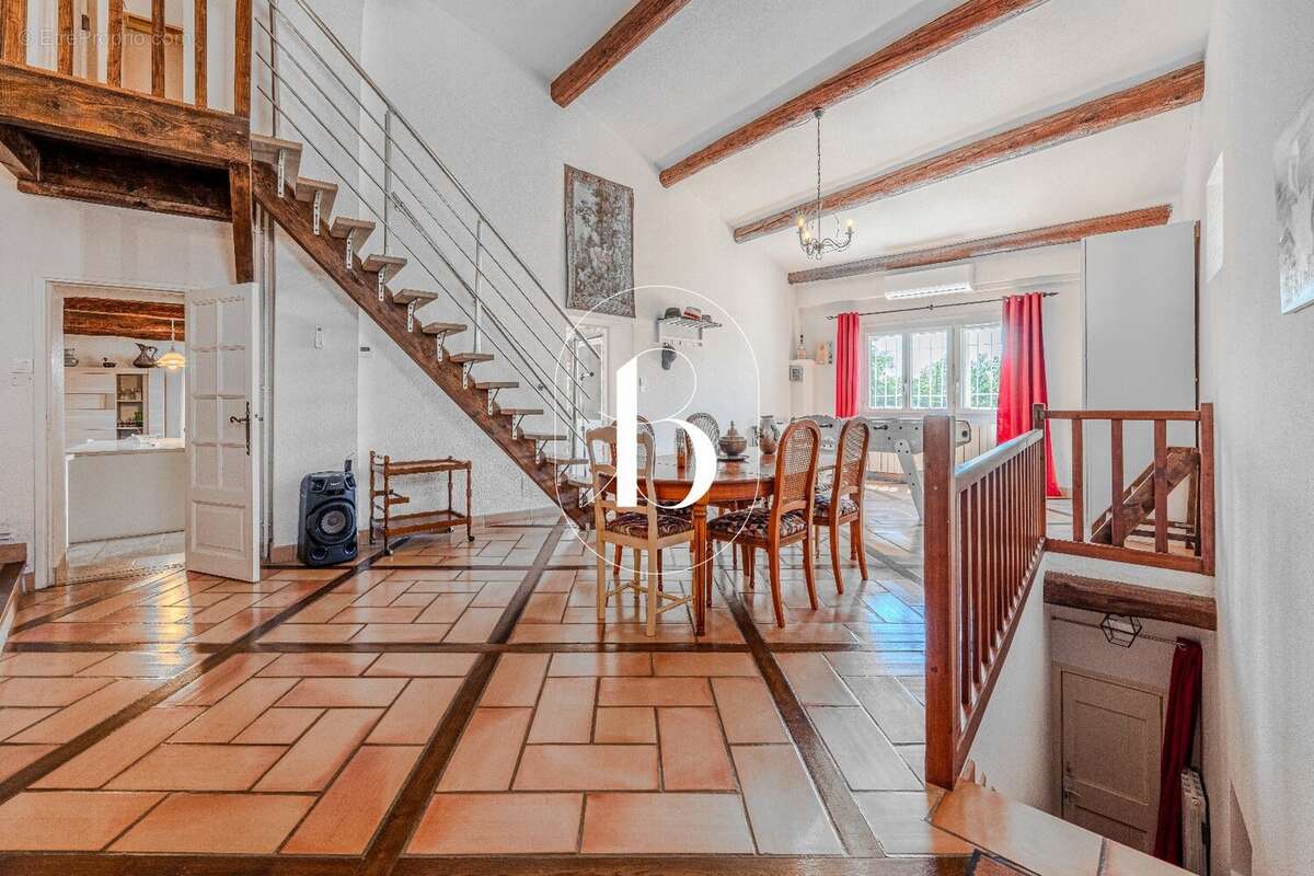 Maison à UZES