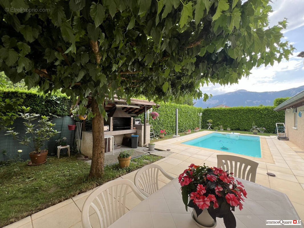 Maison à VILLARD-BONNOT