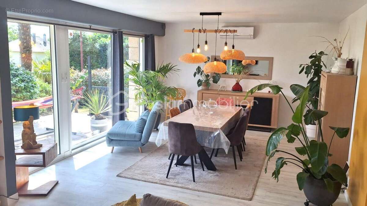 Maison à SAINT-MALO-DE-PHILY