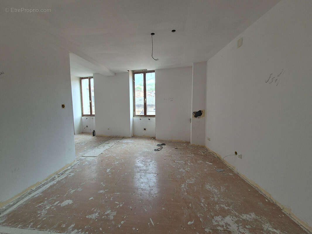 Appartement à THIERS