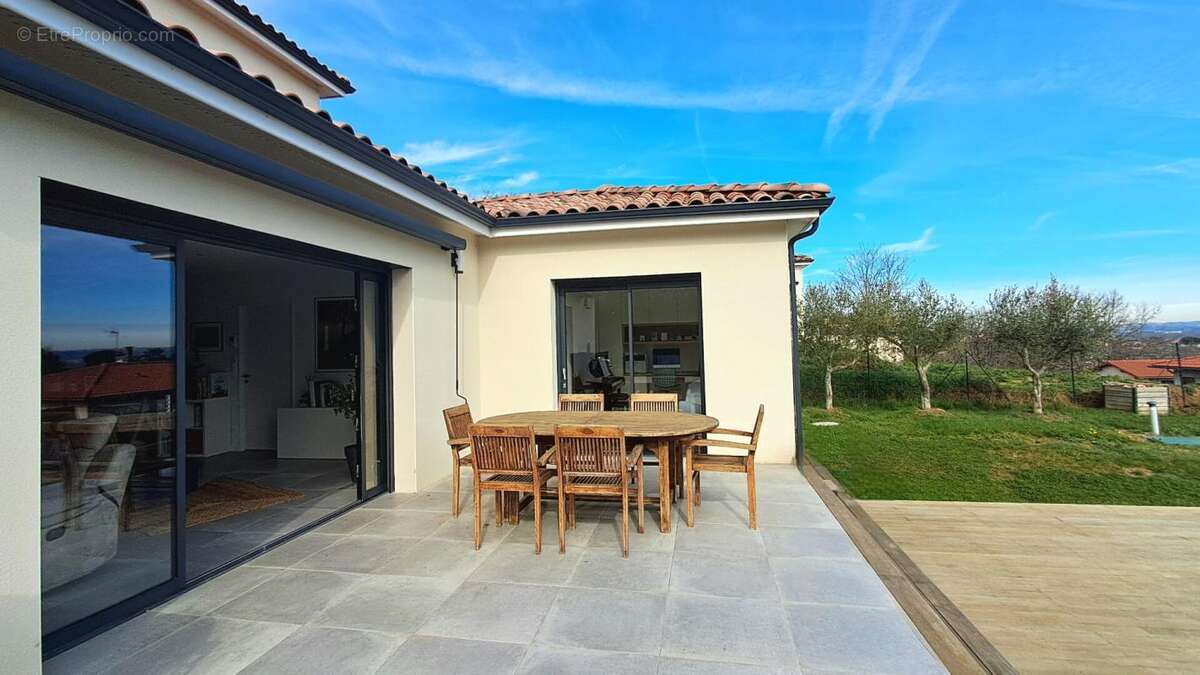 Maison à CASTANET-TOLOSAN