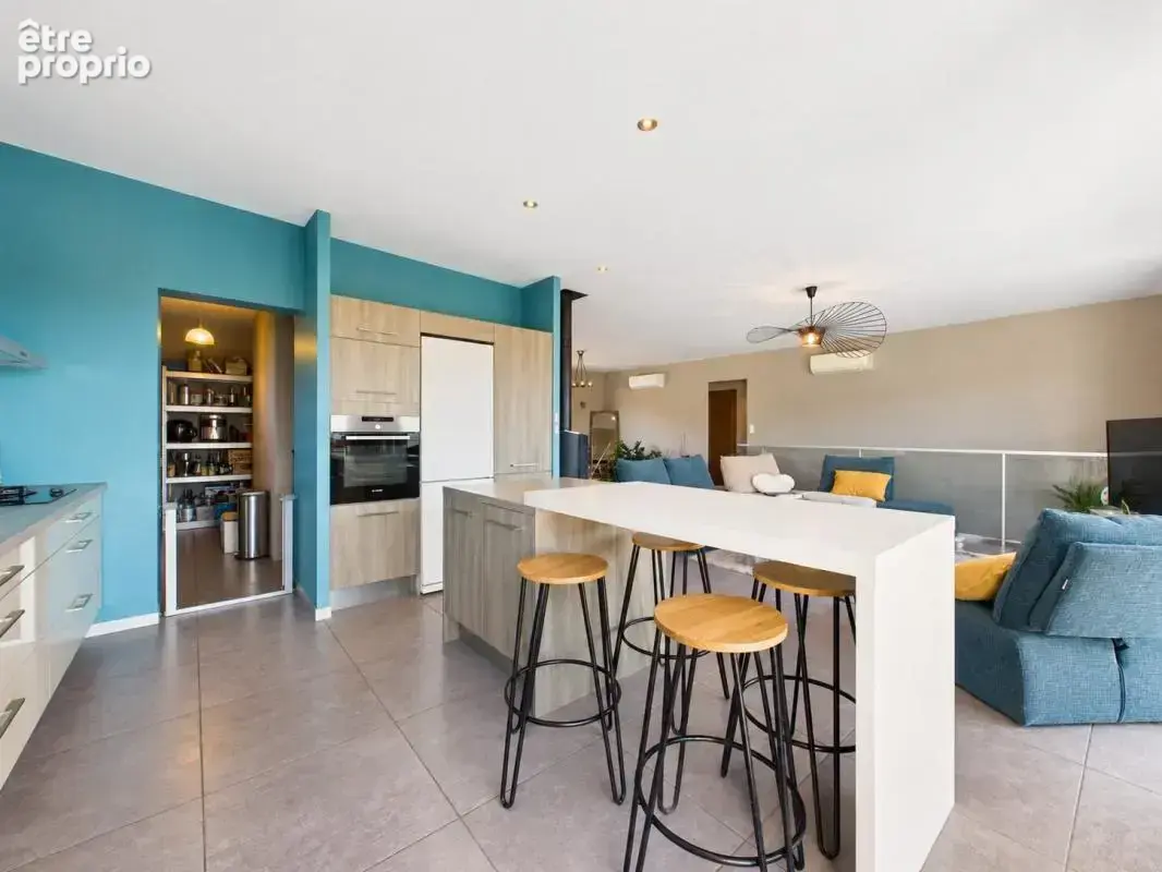 Villa contemporaine avec terrain piscinable a afa - photo 5