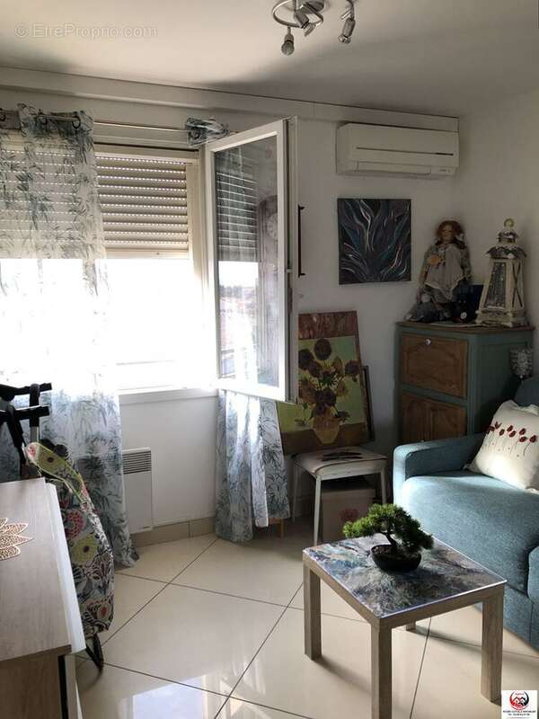 Appartement à LEZIGNAN-CORBIERES