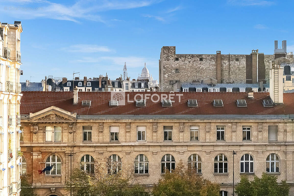 Appartement à PARIS-17E