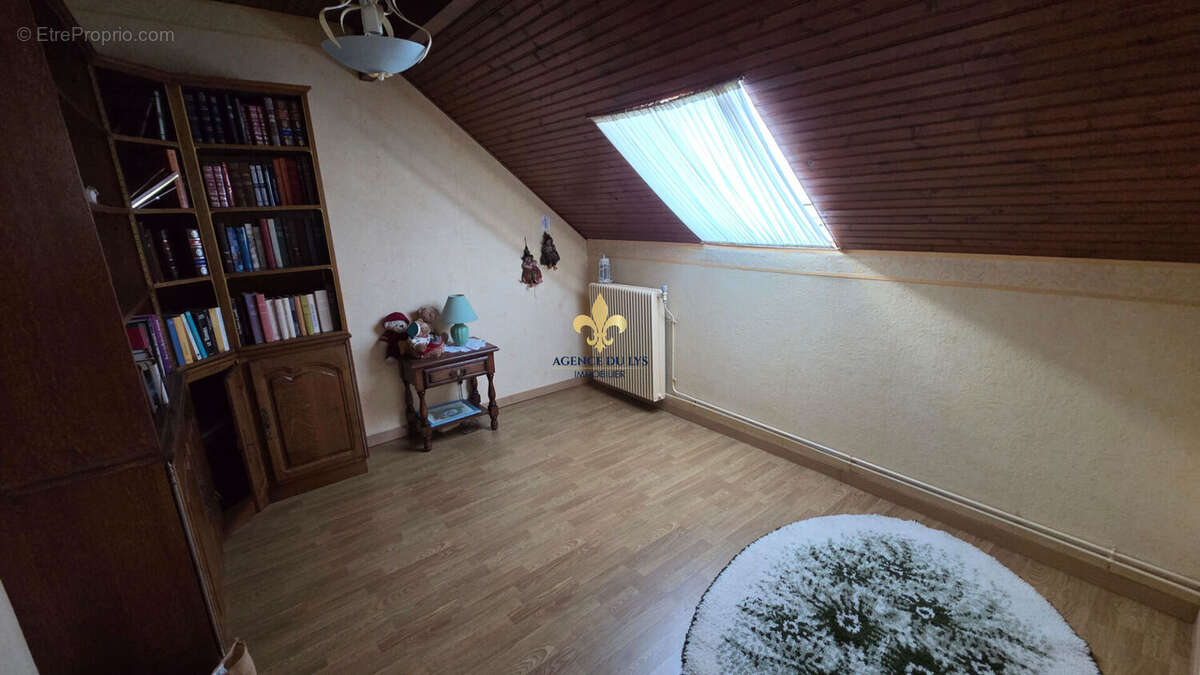 Maison à VILLERS-SOUS-SAINT-LEU