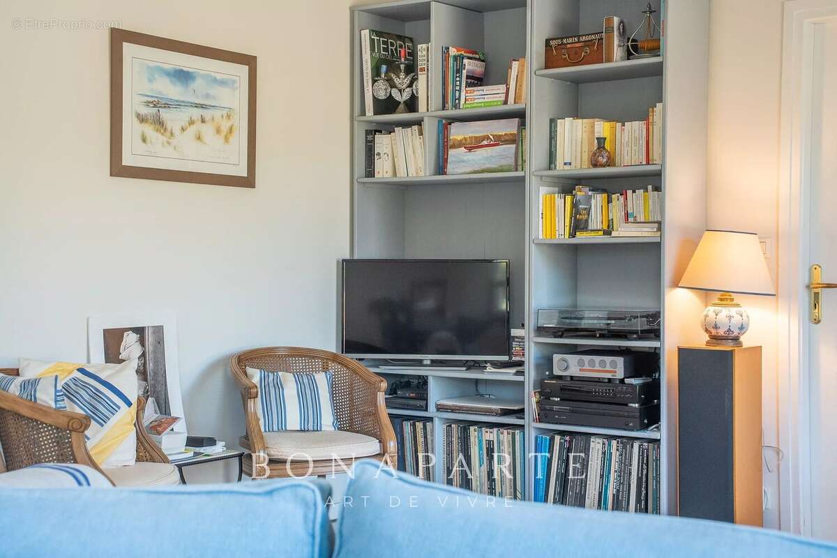 Golfe du morbihan, locmariaquer : maison 4 chambres, jardin paysagé de 975 m², le golfe à 300 m à pied - photo 9