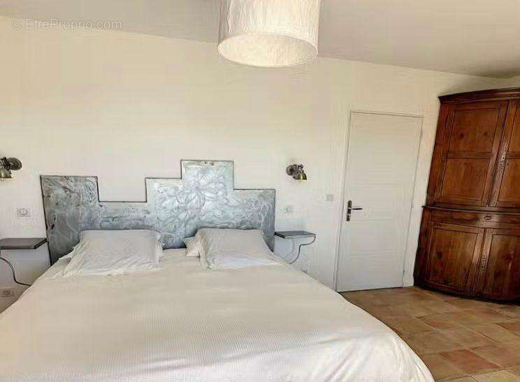 Maison à LA GARDE-FREINET