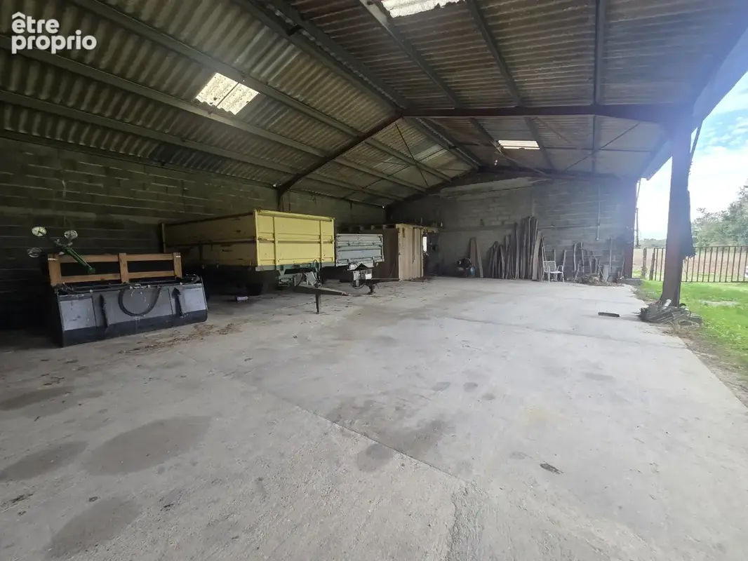 Terrain agricole de 10 330 m2 avec hangar et dépendances   Secteur Castillonnès / Lauzun - photo 4