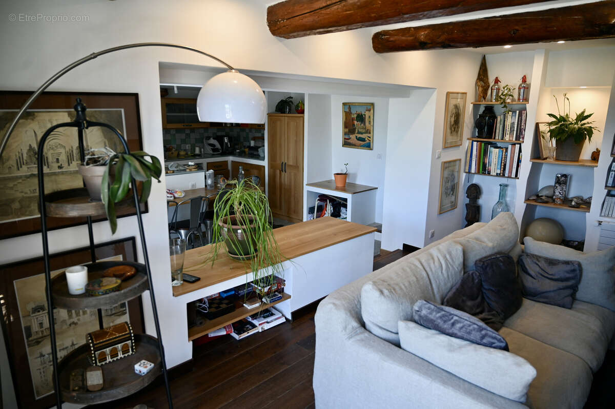 Maison à FORCALQUIER