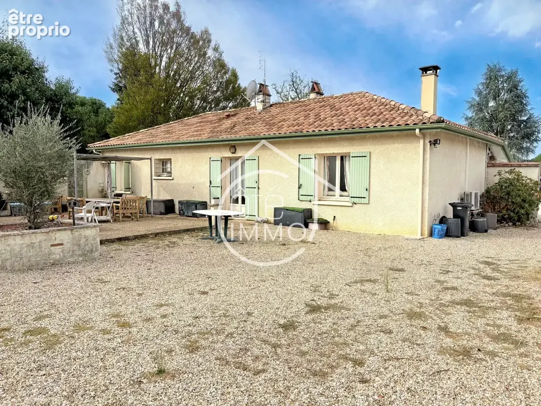 PRIGONRIEUX : Maison traditionnelle avec annexe, 7 pièces de 169m² - photo 10