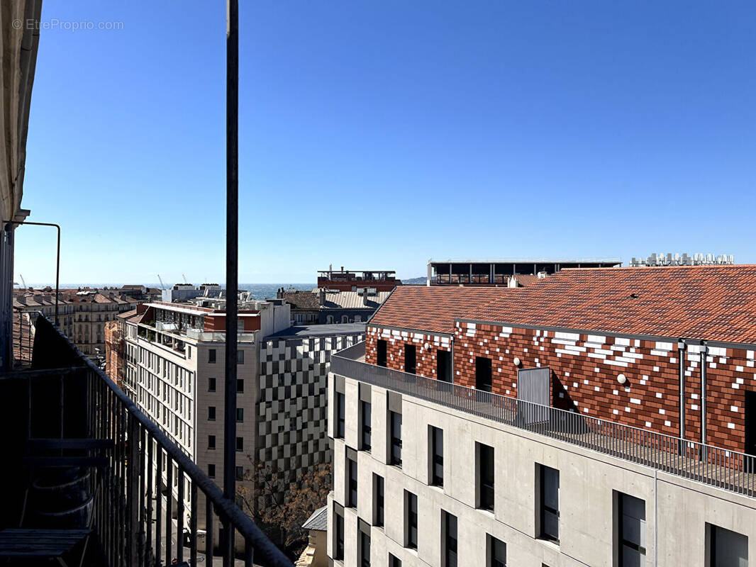 Appartement à MARSEILLE-2E