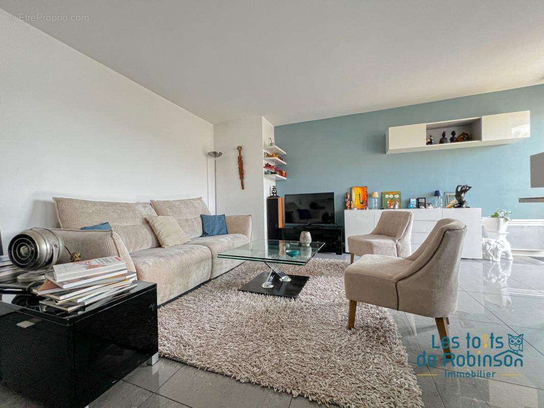 Appartement à LE PLESSIS-ROBINSON