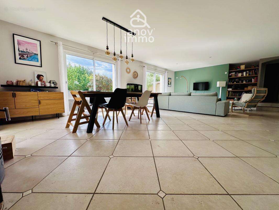Maison de 2007- plain-pied 154 m2   4 chambres   Piscine   D - photo 7