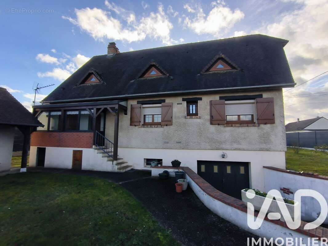 Photo 4 - Maison à COURCELLES-SUR-SEINE