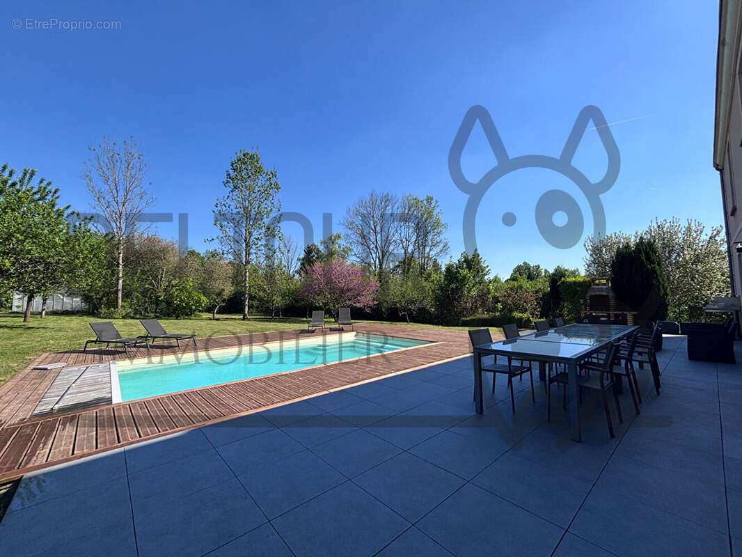 Maison à FAREMOUTIERS