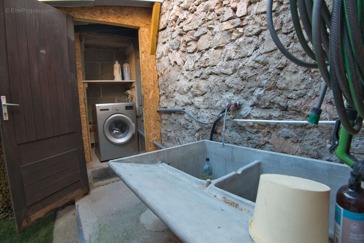 Maison à CASCASTEL-DES-CORBIERES