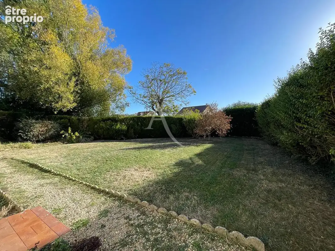 Maison Chevry Cossigny 5 pièces 103 m² + combles aménageables sur 589 m² de terrain - photo 15
