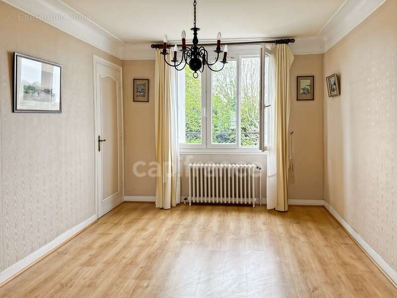 Maison à LE RELECQ-KERHUON