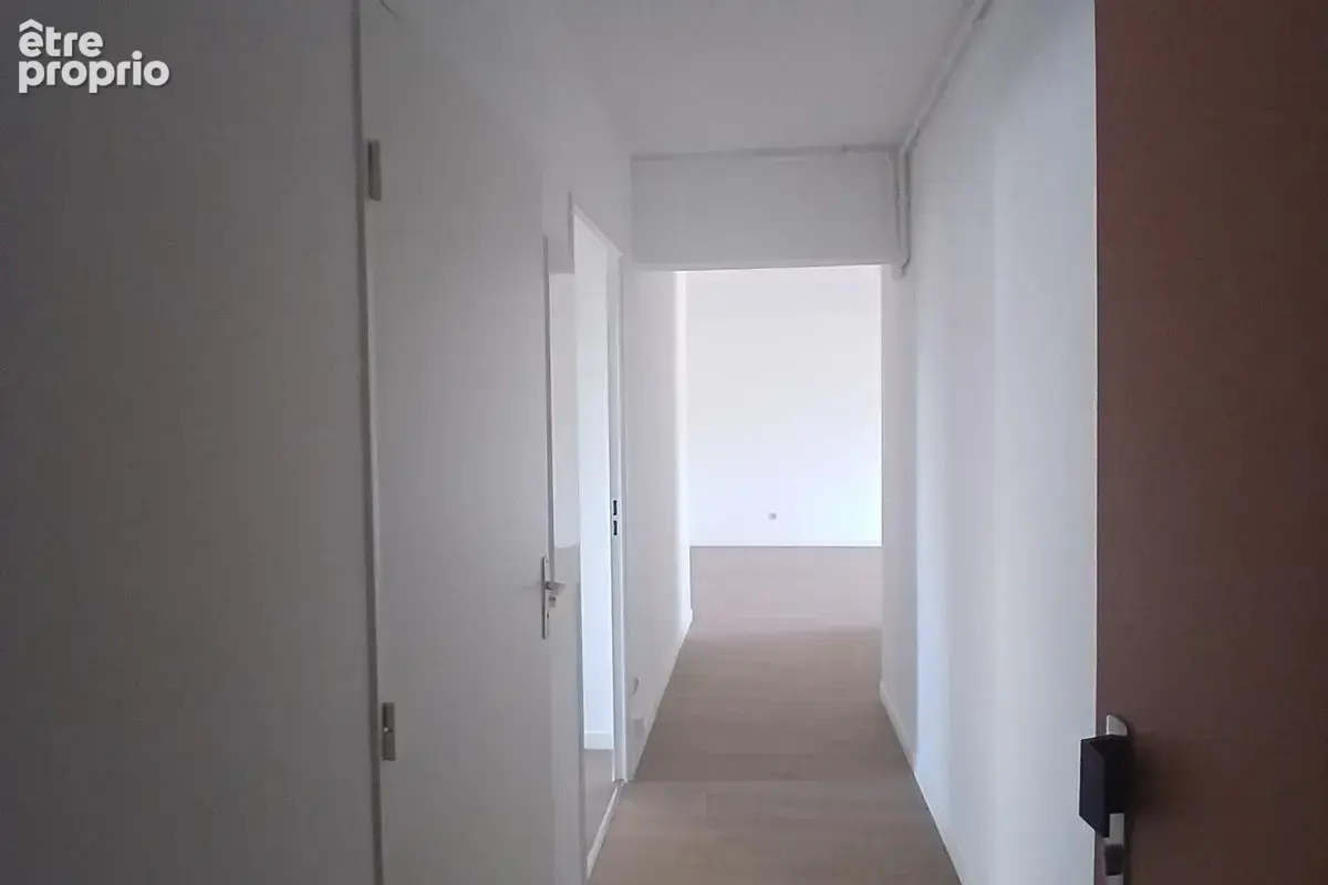 LE RENOIR E02520046L T4-250 000 € - photo 12