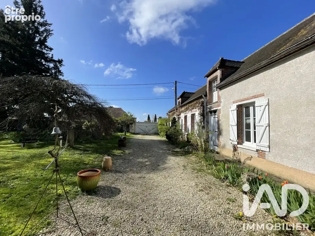 Photo 1 - Maison à MAIZIERES-LA-GRANDE-PAROISSE