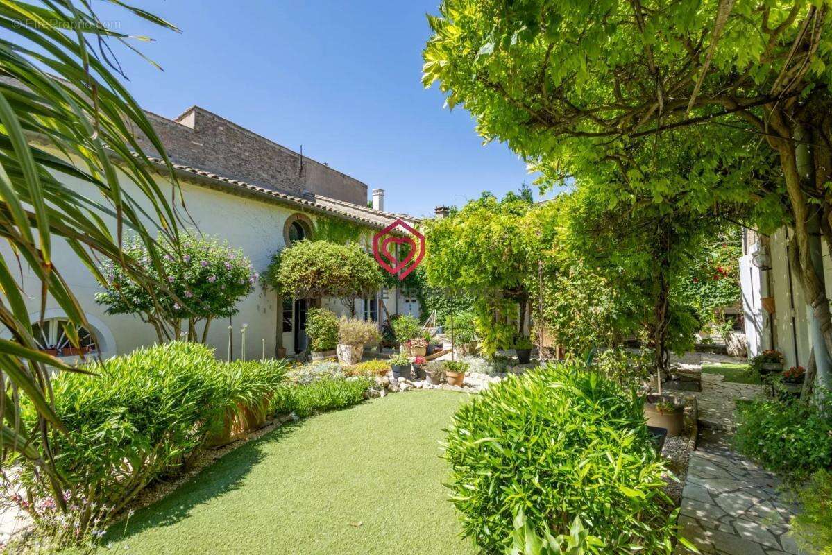 Maison à OLONZAC