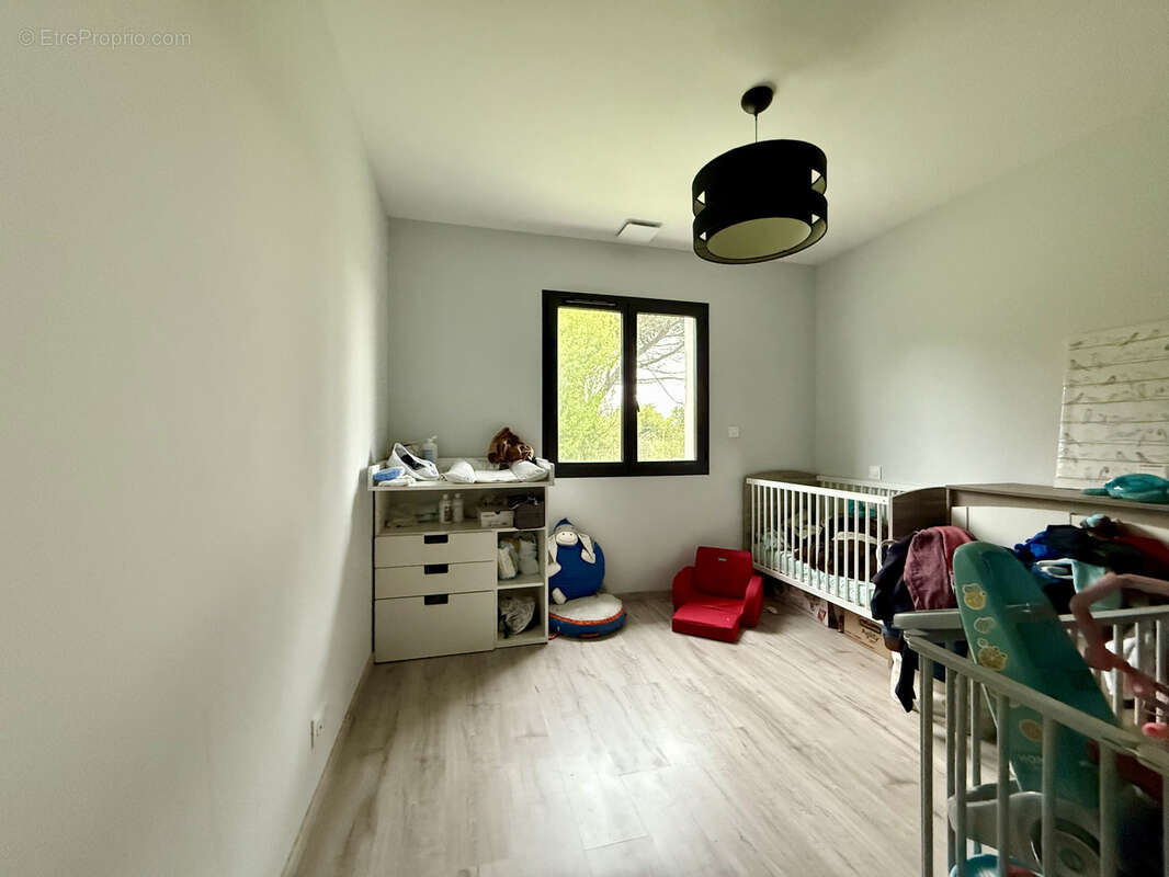 Maison à MONTAIGUT-SUR-SAVE