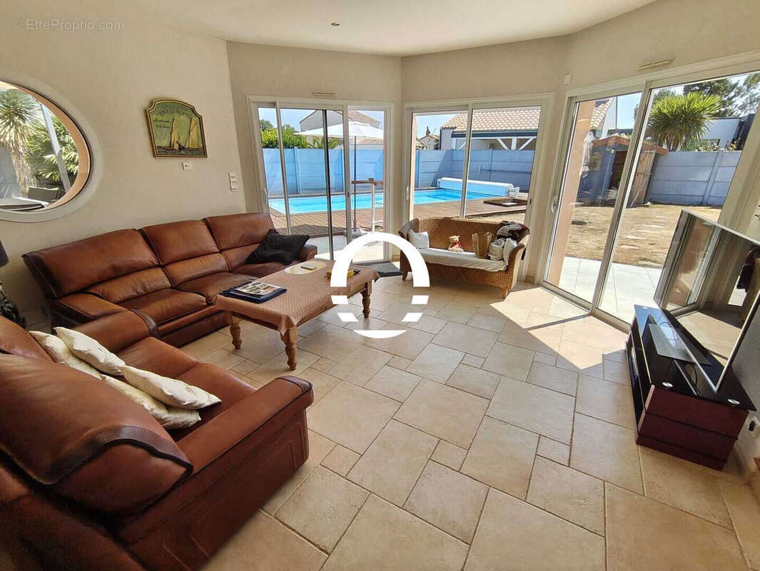 Maison 132 m² à Saint-Brevin-Les-Pins  - photo 6