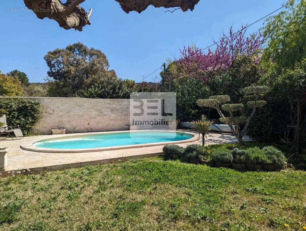 Maison à BAGNOLS-SUR-CEZE