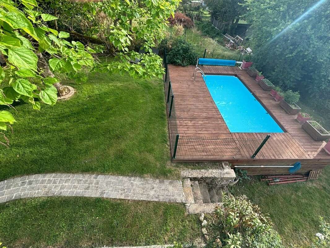 Maison à MILLY-LA-FORET