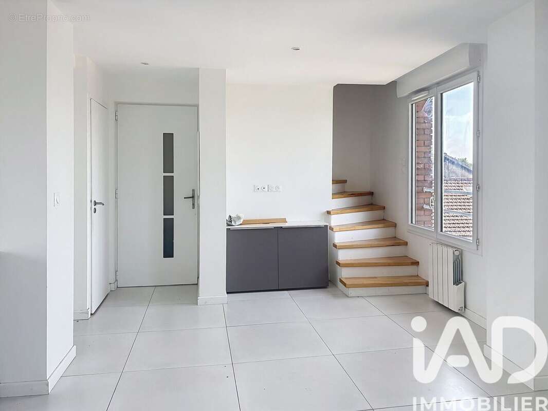 Photo 9 - Appartement à MERY-SUR-OISE