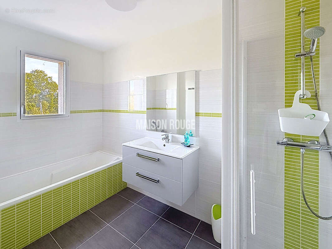 Maison à PLOUER-SUR-RANCE