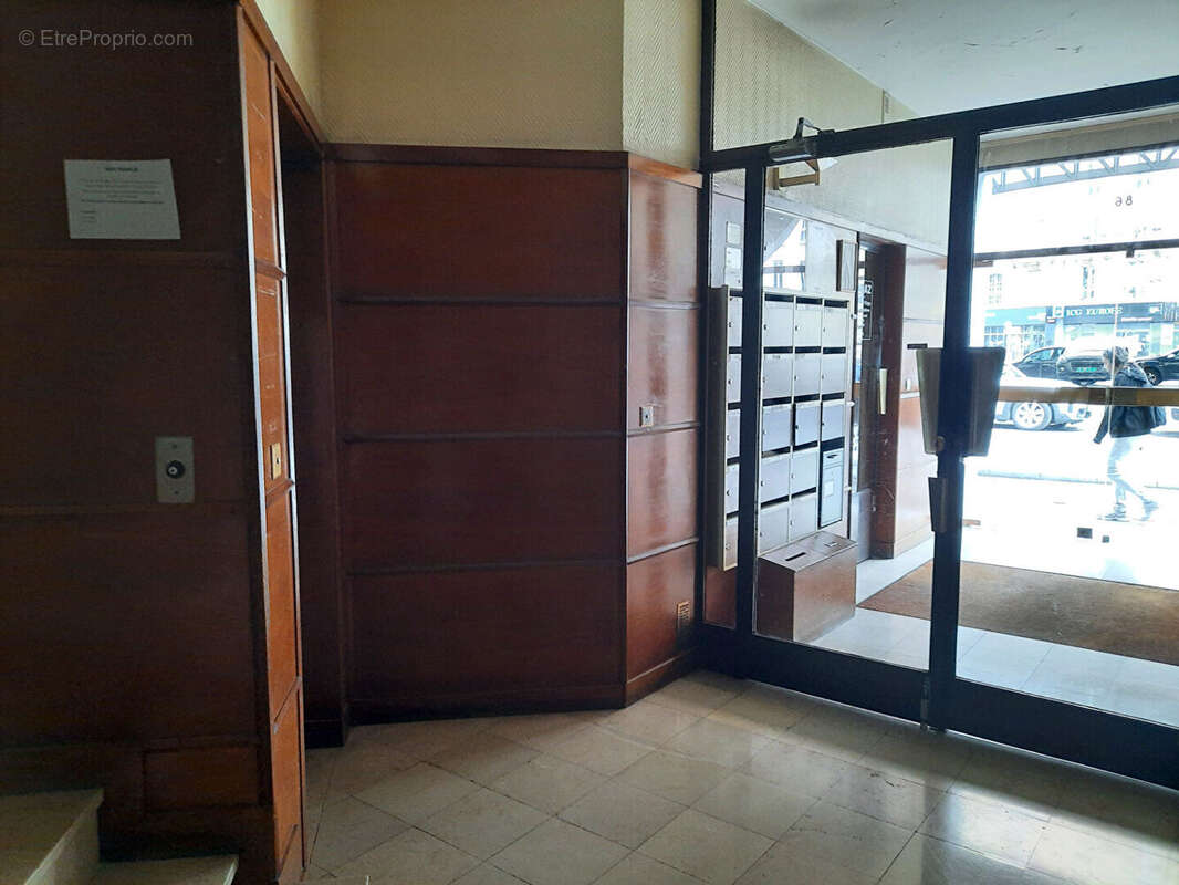 M° Sèvres - Lecourbe  - 2/3P 46,16m2 - photo 12