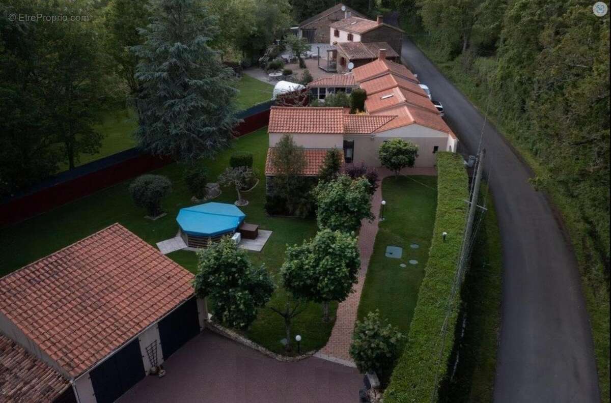 Maison à LA ROCHE-SUR-YON