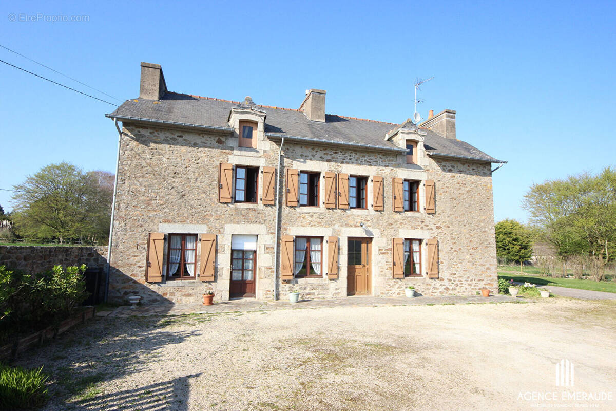 Maison à PLEURTUIT