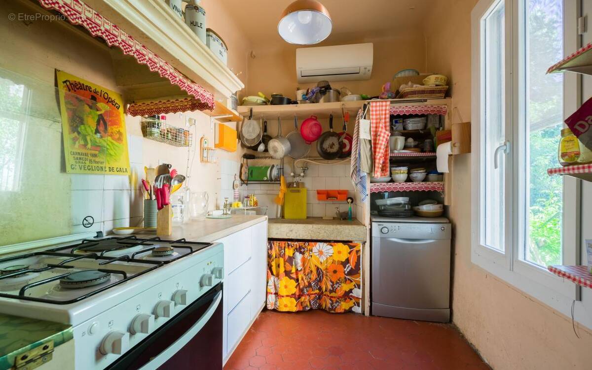 Maison à SAINTE-TULLE