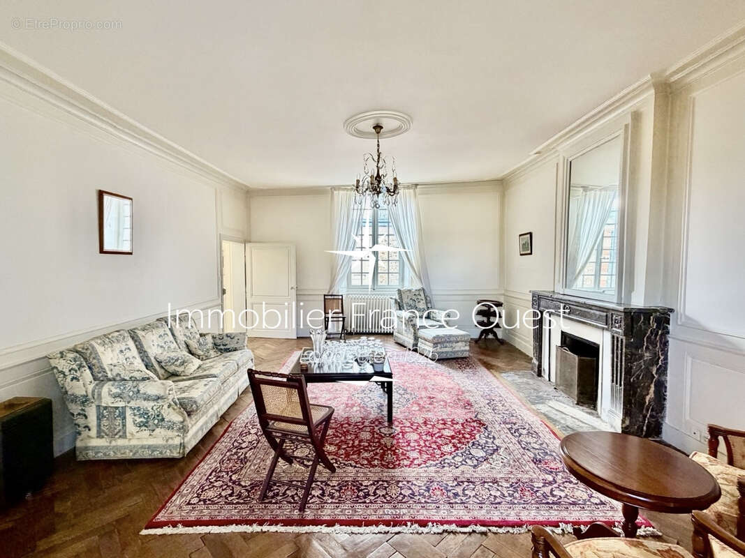 Maison à BRULON