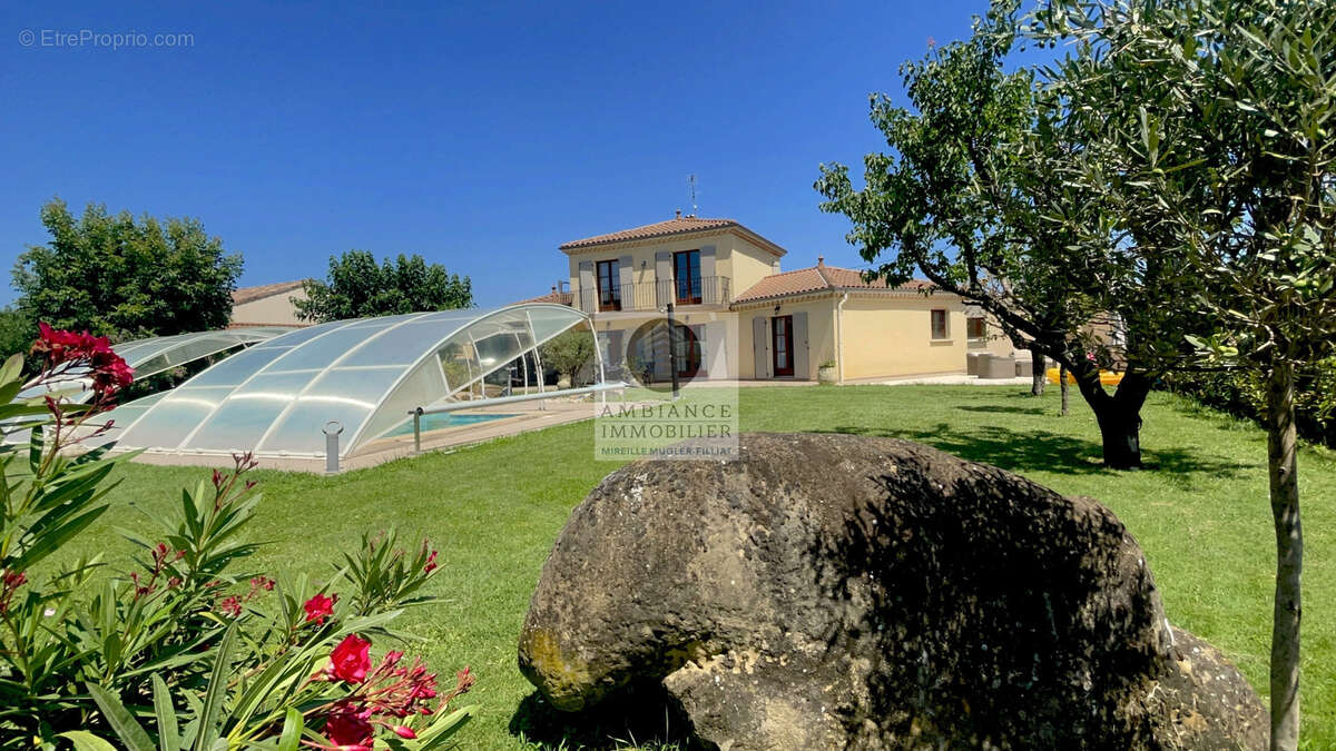 Maison à SAINT-GEORGES-LES-BAINS