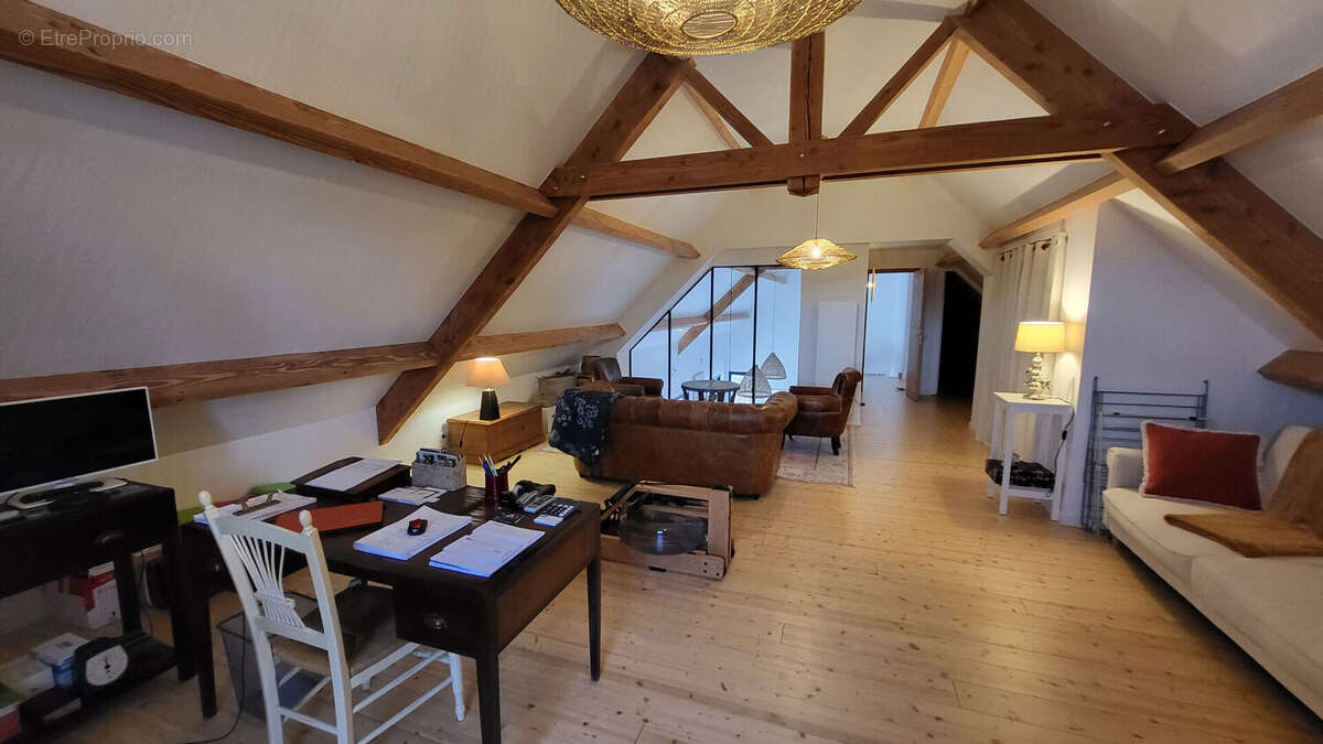Maison à vendre à Bangor : charme et cadre idyllique à Kerprad - photo 11