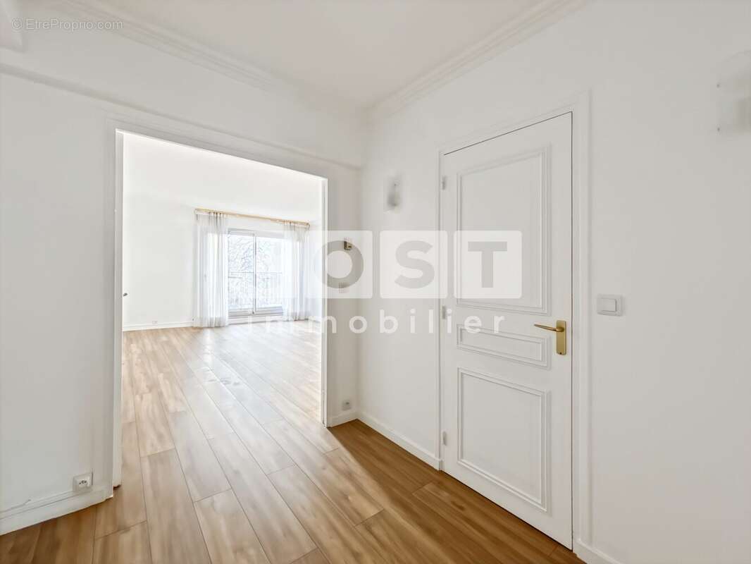 Appartement à BOIS-COLOMBES