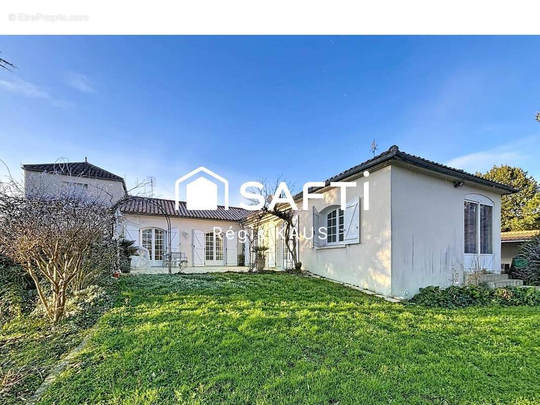 Photo 2 - Maison à FONTENAY-LE-COMTE