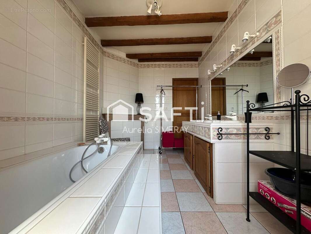 Photo 7 - Maison à SAVIGNY-LE-SEC