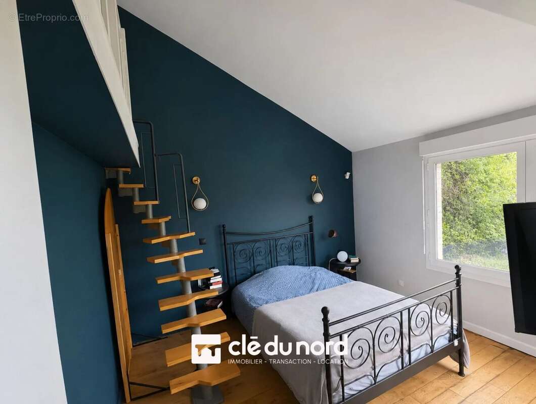 Maison à LA CHAPELLE-D'ARMENTIERES