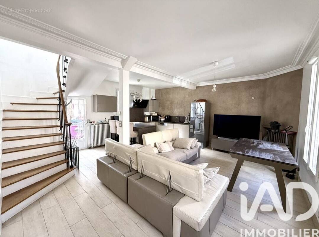 Photo 1 - Maison à SAINT-DENIS