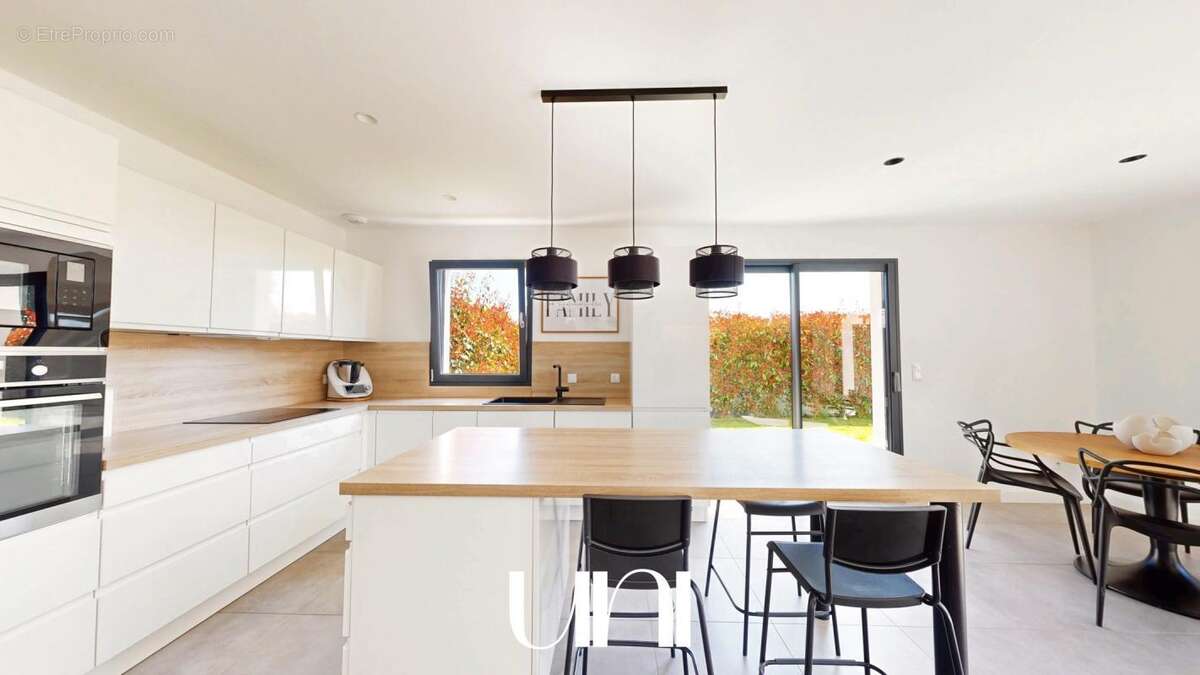 Maison à THURY-HARCOURT