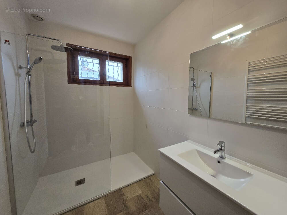 Maison à FRANCHEVILLE