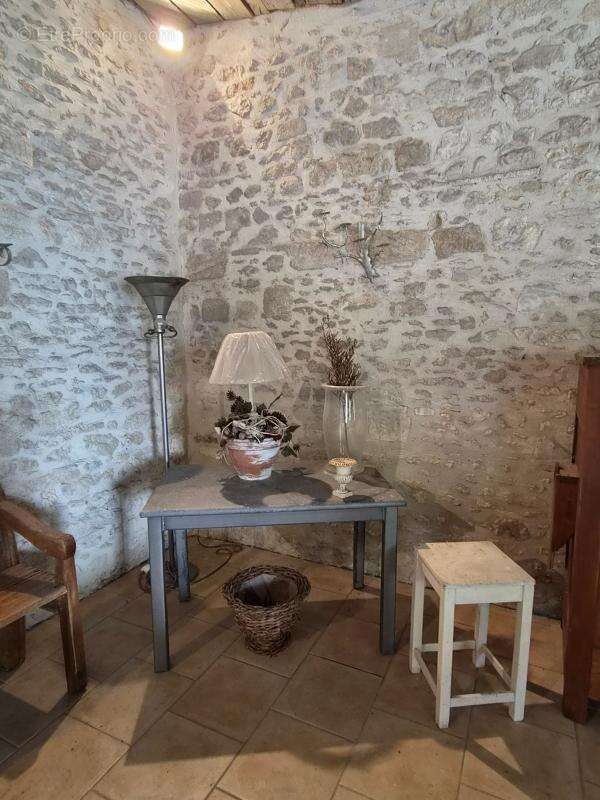 Maison 180 m² à Cognac  - photo 6