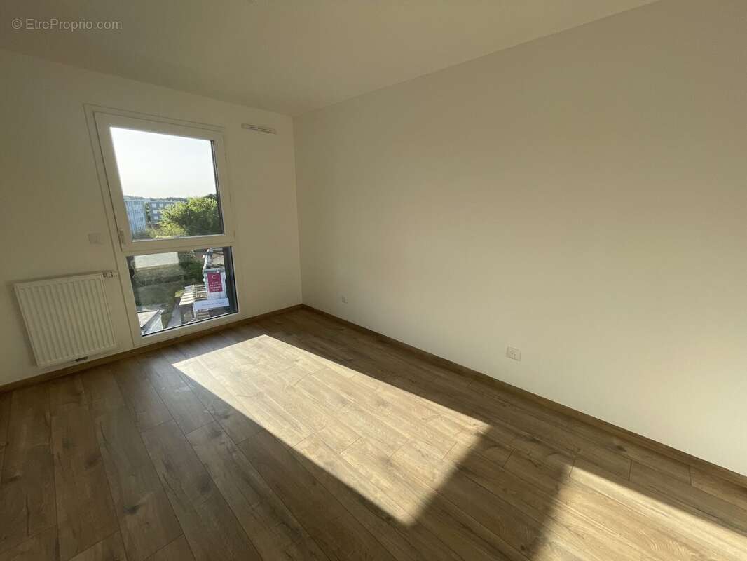 Appartement 70 m² à Talence  - photo 7