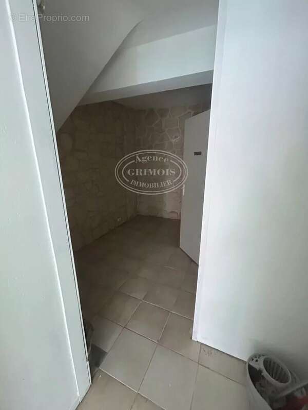 CREDIT VENDEUR - 2 appartements et 1 local commercial - photo 6