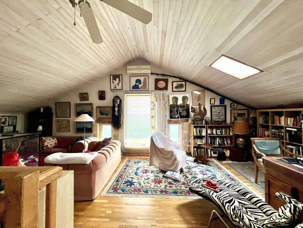 Maison à VERDON